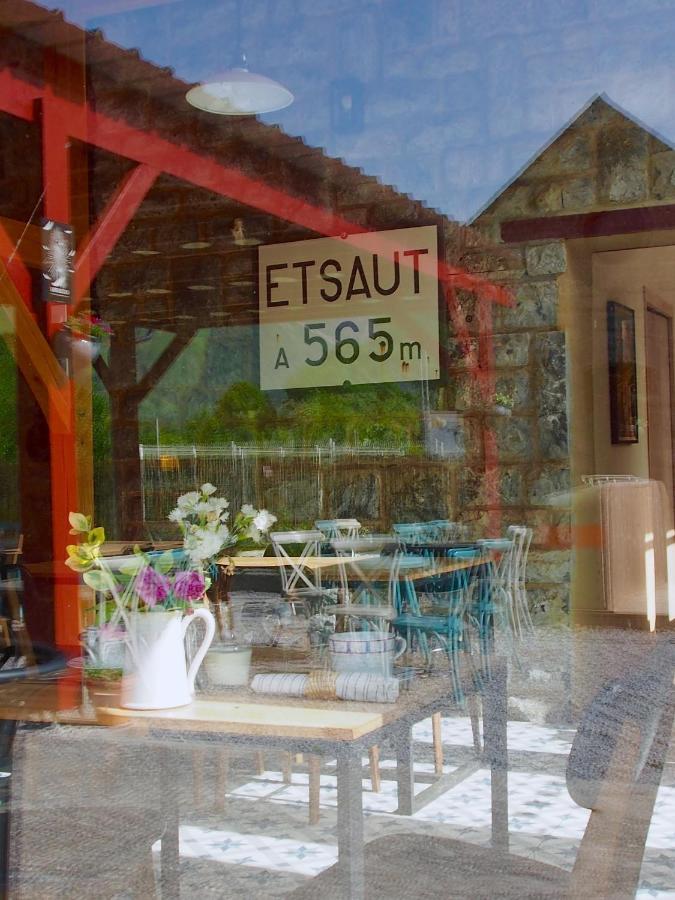 Transhumance & Cie, Auberge, Appartements & Spa Bedous Exterior foto