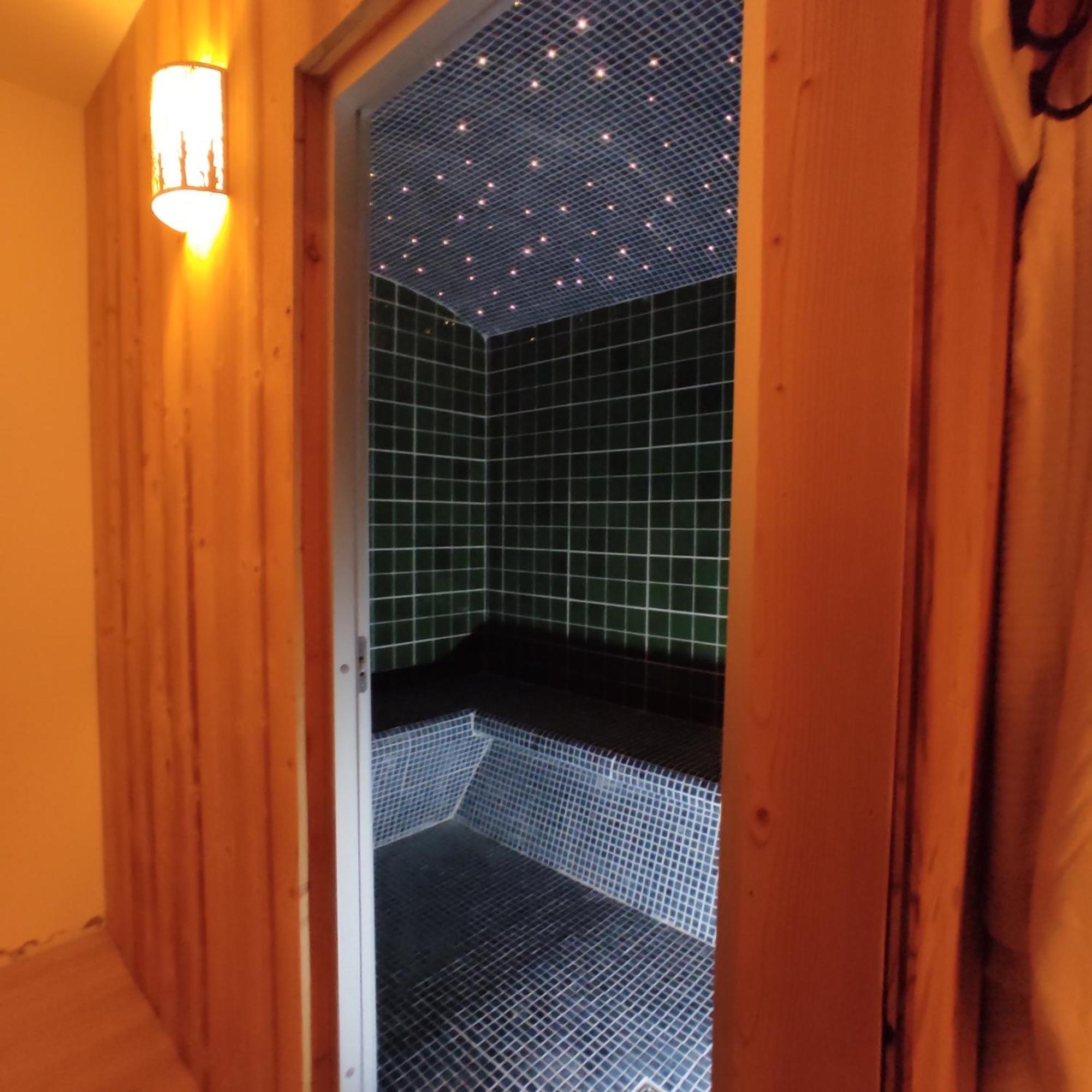 Transhumance & Cie, Auberge, Appartements & Spa Bedous Exterior foto
